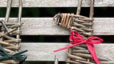 Christmas Willow Crafts