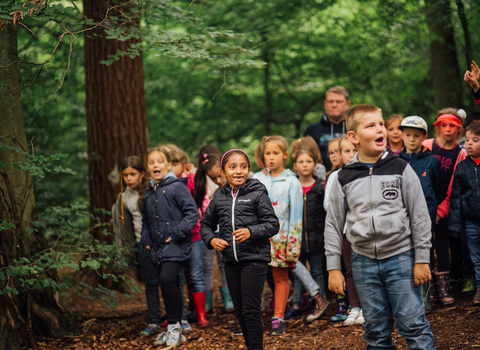 Wild PE lesson with Sheffield and Rotherham Wildlife Trust (Helena Dolby)